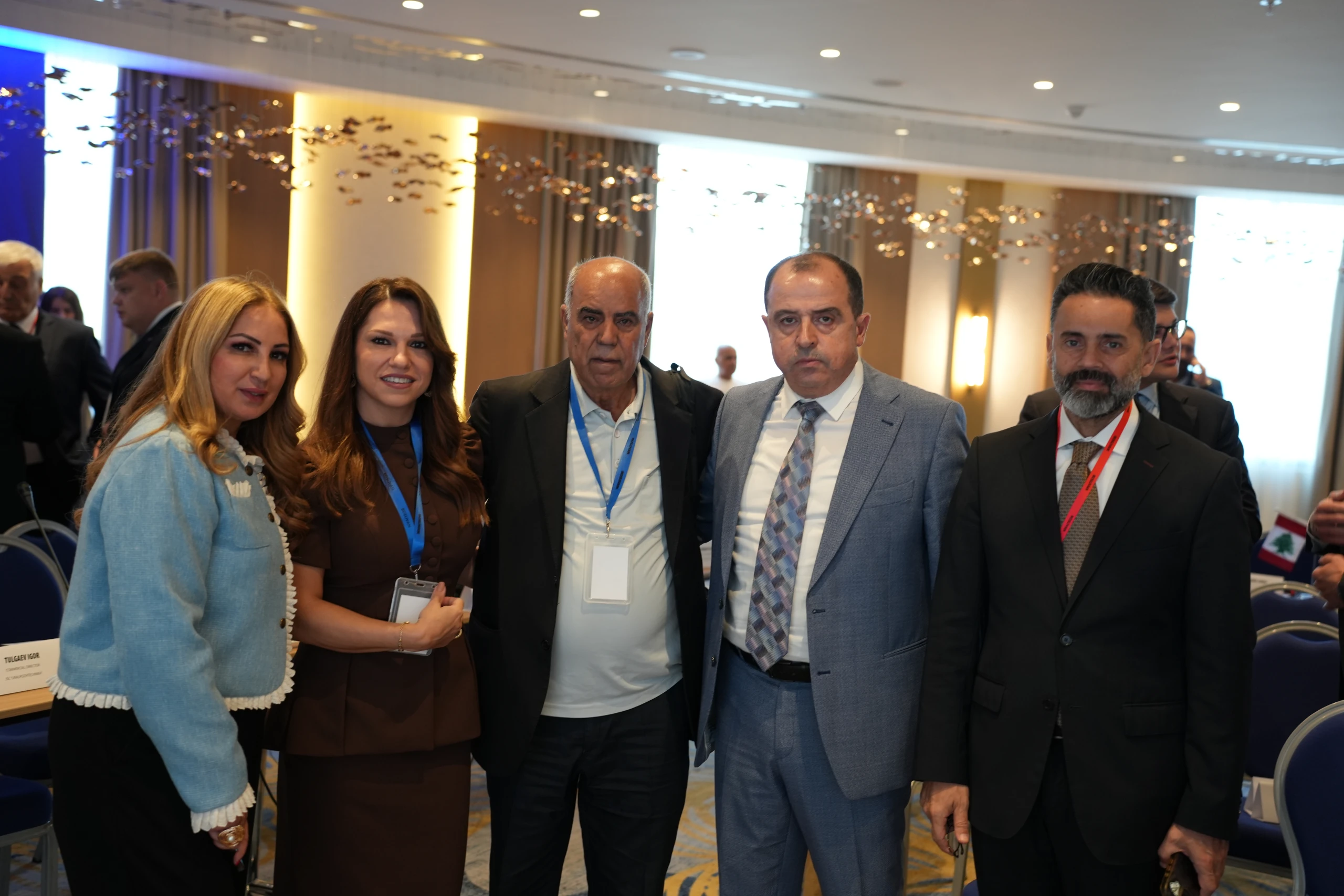 عنصر وسائط