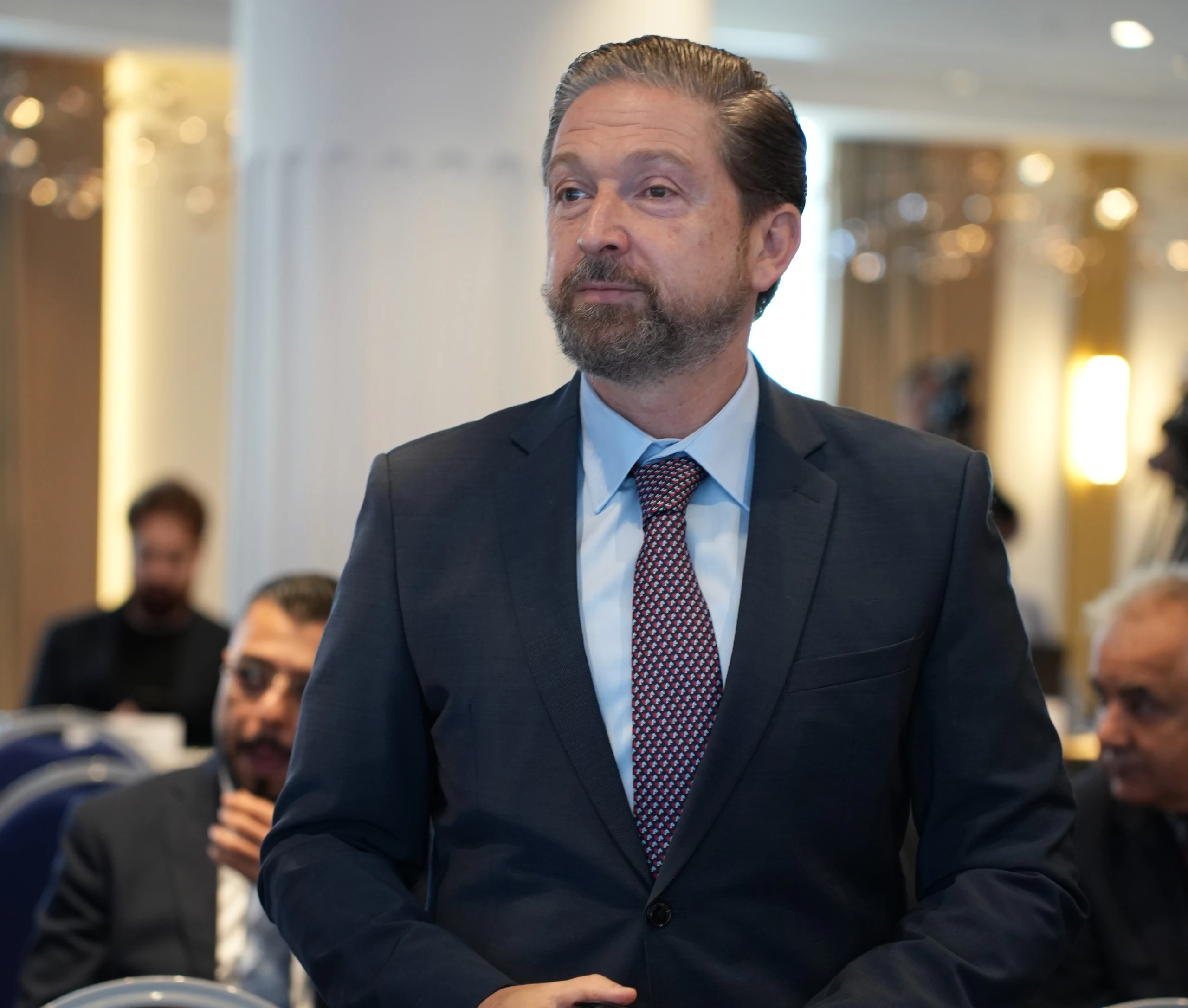 عنصر وسائط