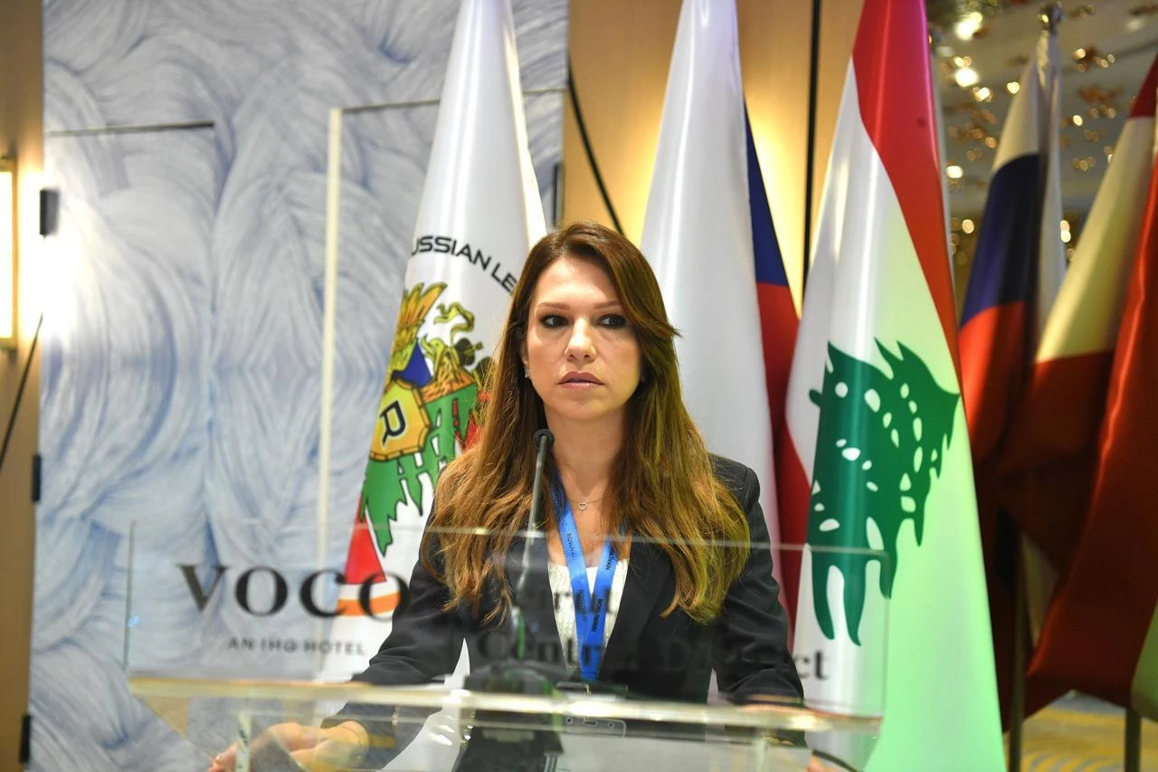 عنصر وسائط